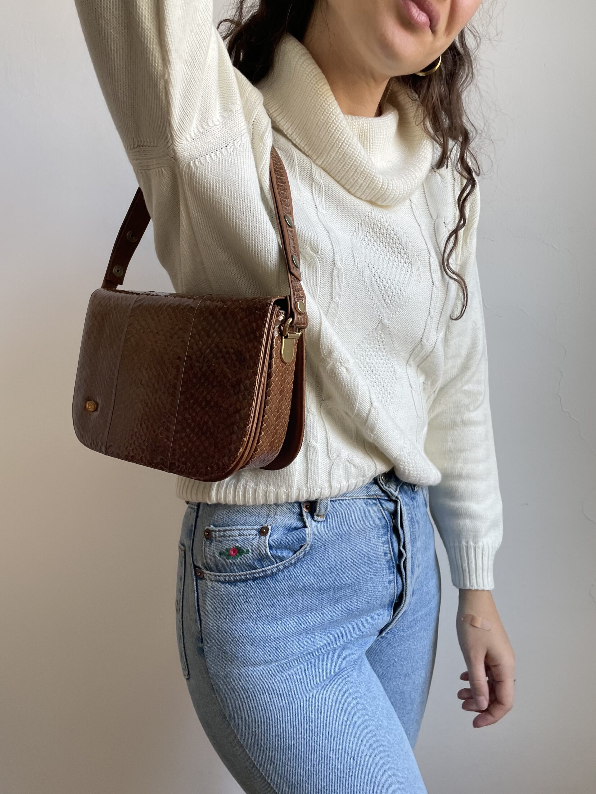 7F089B3C-9363-41A7-B22B-90C6F378DFBF