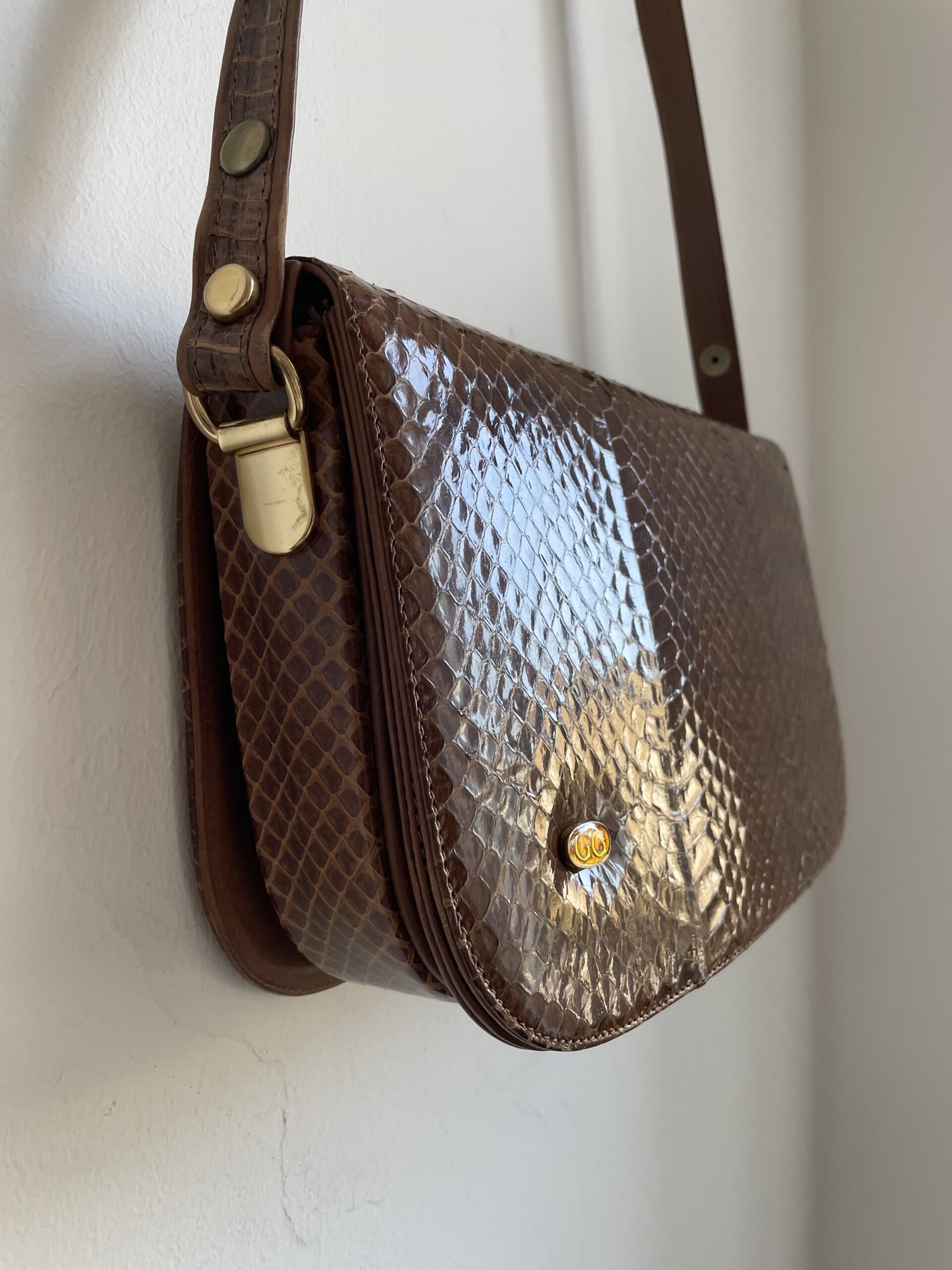 BED8A543-92B8-4C50-BA5F-F120C64FAD31